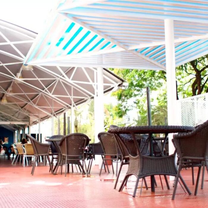 cyber-cafe-unicambury